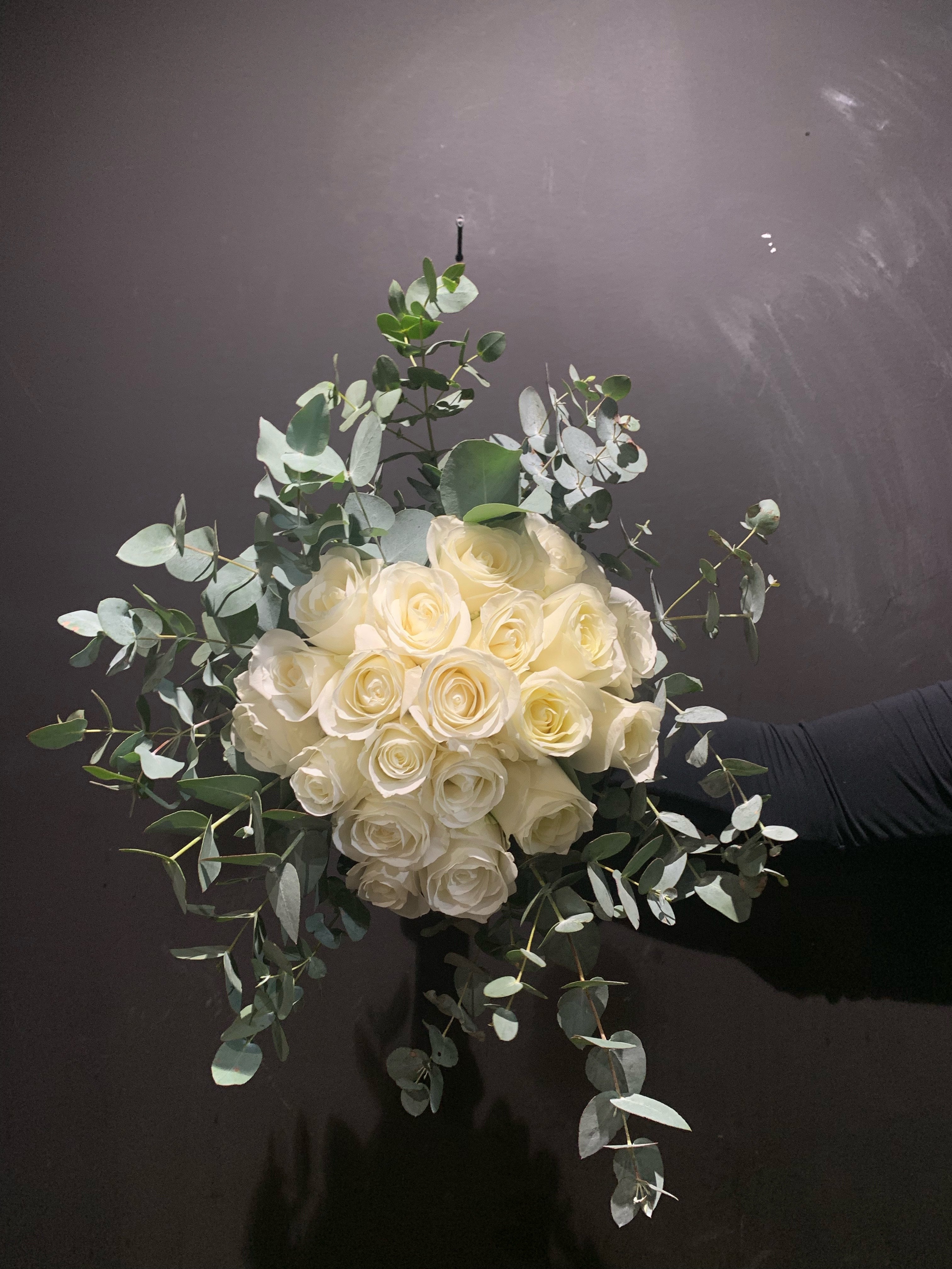 Deluxe Stunning White Roses with Blue Gum in Vase